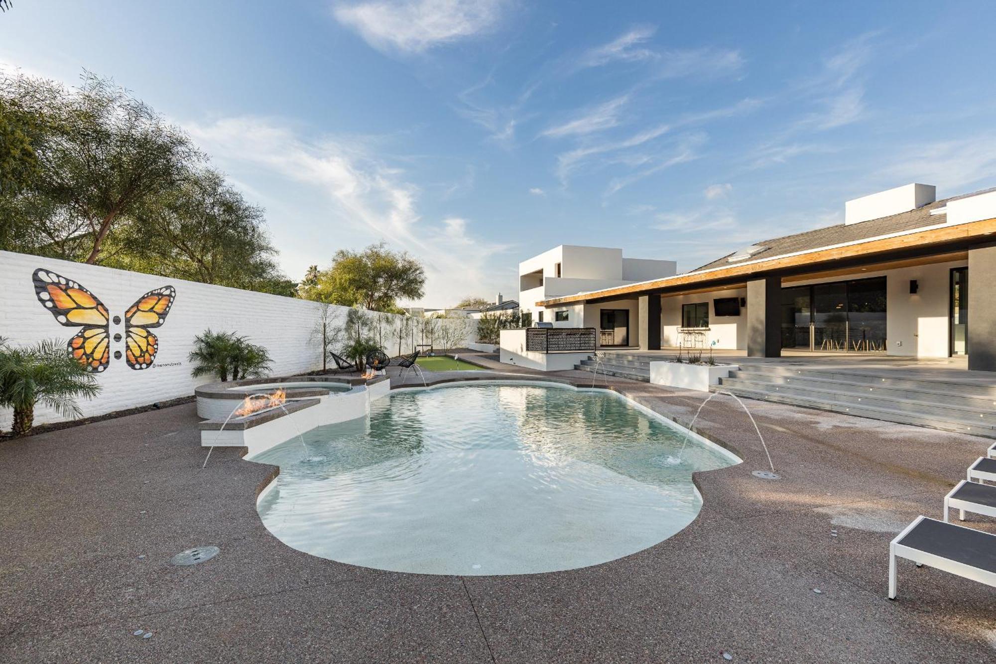 Luxury Micro-Resort, Theater, Sauna, Heated Pool Phoenix Exterior foto